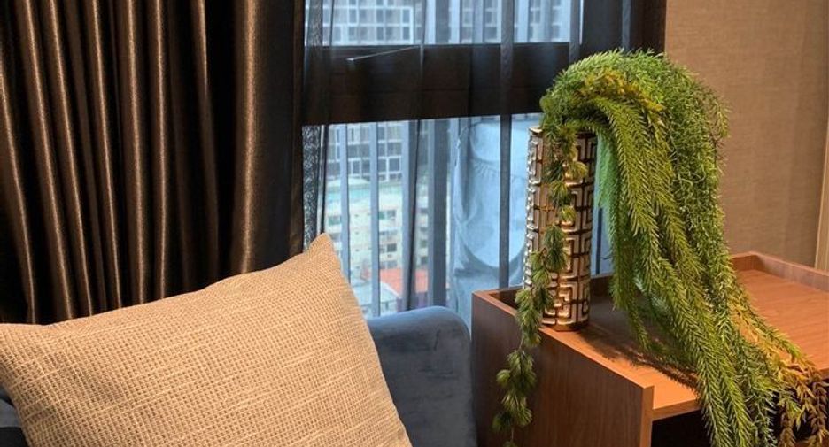 For rent 2 Beds condo in Phaya Thai, Bangkok