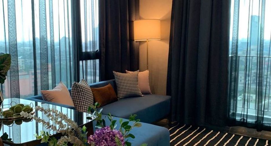 For rent 2 Beds condo in Phaya Thai, Bangkok