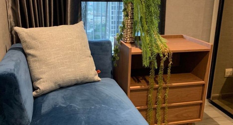 For rent 2 Beds condo in Phaya Thai, Bangkok