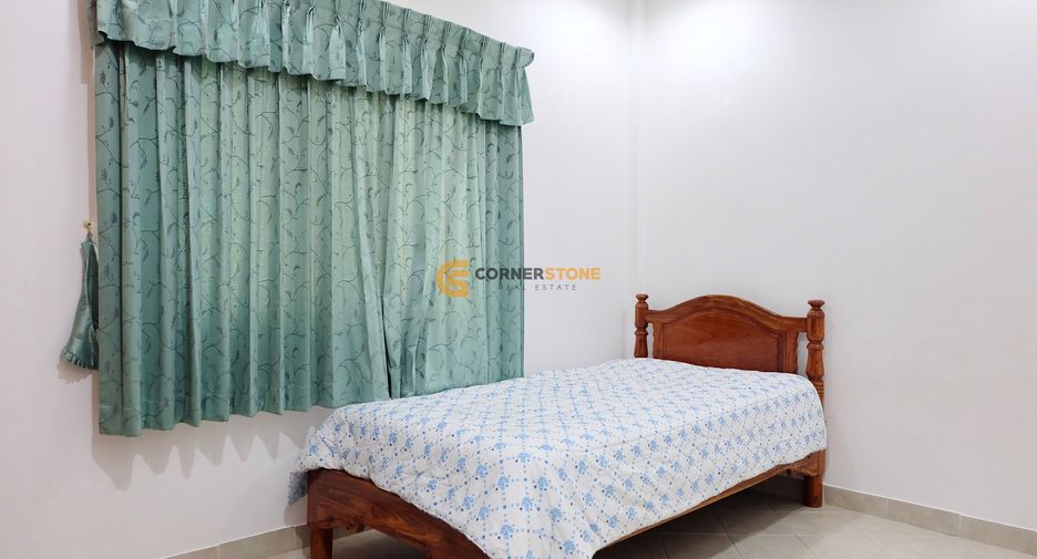 À louer et à vendre 4 chambres maison à Bang Lamung, Chonburi