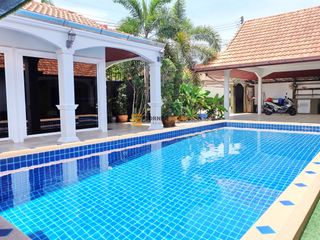 À louer et à vendre 4 chambres maison à Bang Lamung, Chonburi
