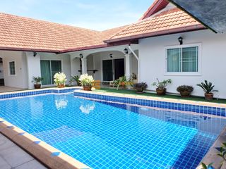 À louer et à vendre 4 chambres maison à Bang Lamung, Chonburi