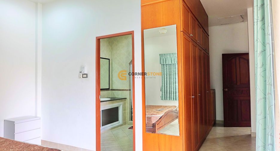 À louer et à vendre 4 chambres maison à Bang Lamung, Chonburi