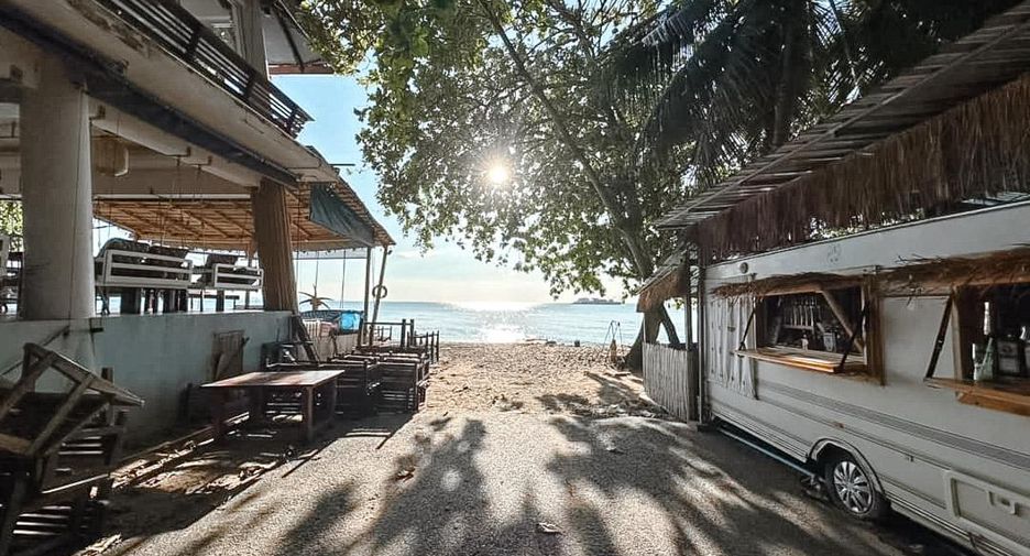For sale 5 bedrooms house in Sattahip, Chonburi