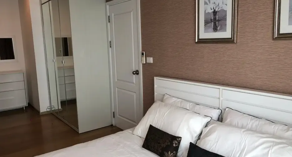 For rent and for sale 1 bed condo in Khlong San, Bangkok