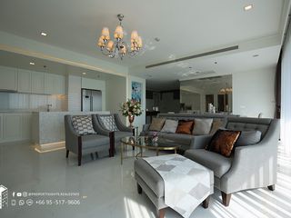 For rent 3 bed condo in Yan Nawa, Bangkok