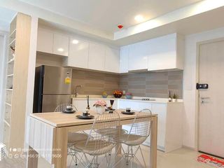 For rent 2 bed condo in Huai Khwang, Bangkok