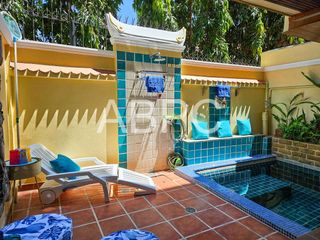 For sale 5 bed townhouse in Bang Lamung, Chonburi