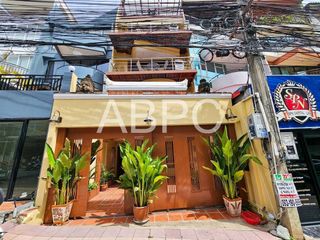 For sale 5 bedrooms townhouse in Bang Lamung, Chonburi