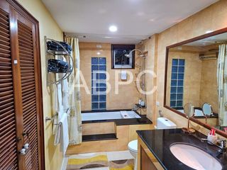 For sale 5 bedrooms townhouse in Bang Lamung, Chonburi