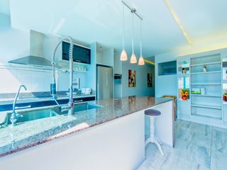 For sale 2 bed apartment in Mueang Chiang Mai, Chiang Mai