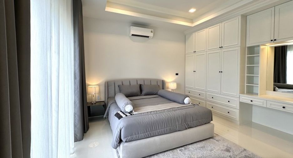 For sale 3 bedrooms house in Bang Lamung, Chonburi