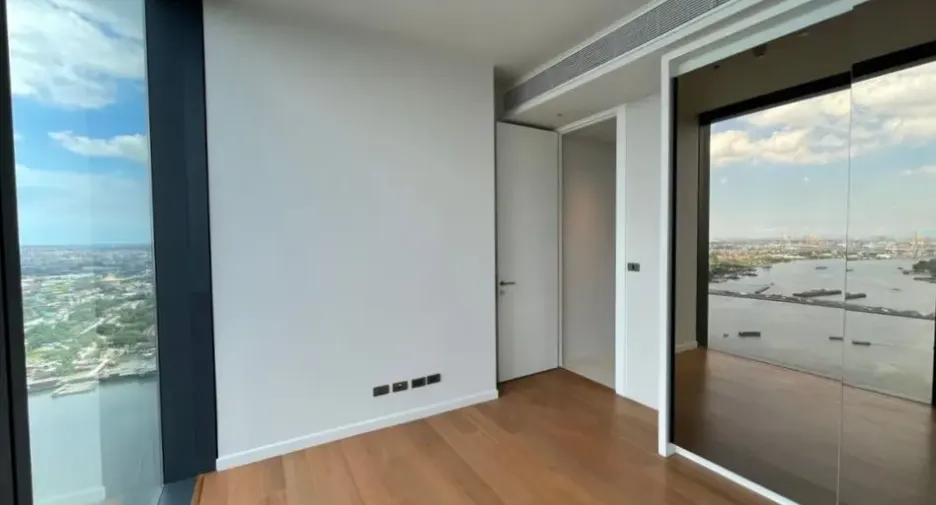 For sale 2 bedrooms condo in Bang Kho Laem, Bangkok
