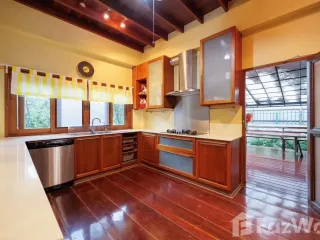 For rent 6 bed villa in Suan Luang, Bangkok