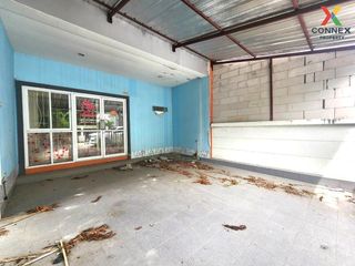 For sale 3 bed townhouse in Phan Thong, Chonburi