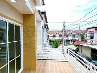 For sale 3 Beds townhouse in Sai Noi, Nonthaburi