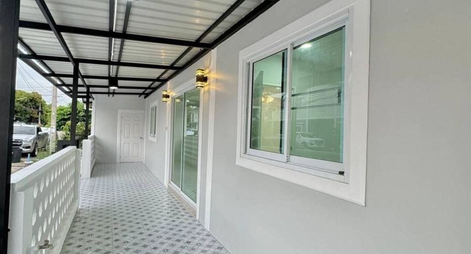 For sale 4 bed house in Sai Noi, Nonthaburi