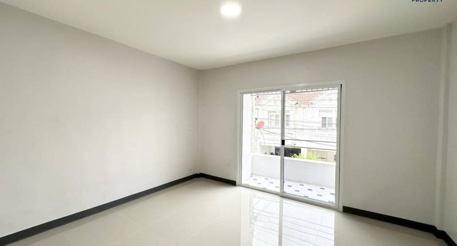 For sale 3 bed house in Sai Noi, Nonthaburi