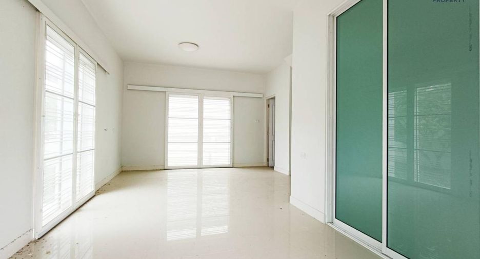 For sale 3 Beds townhouse in Sai Noi, Nonthaburi