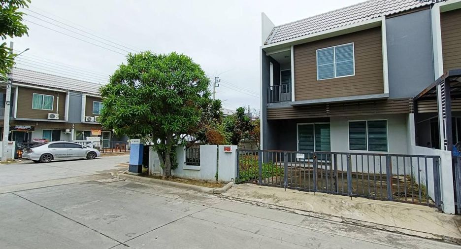 For sale 3 Beds townhouse in Sai Noi, Nonthaburi