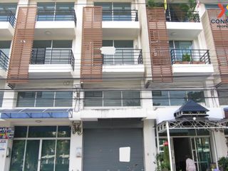 For sale 3 bed townhouse in Rat Burana, Bangkok