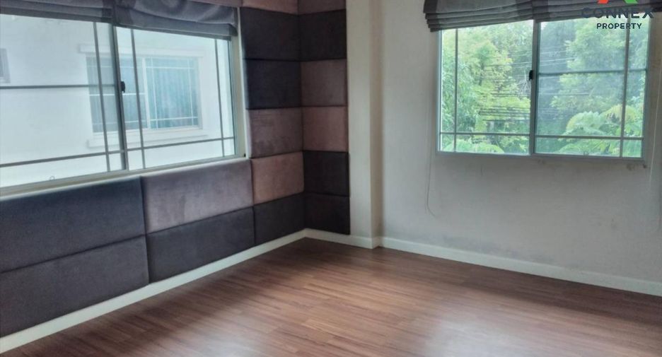 For sale 3 Beds house in Pak Kret, Nonthaburi