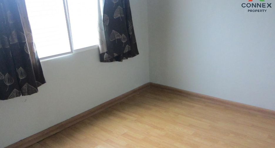 For sale 3 bed townhouse in Pak Kret, Nonthaburi