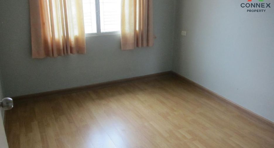 For sale 3 bed townhouse in Pak Kret, Nonthaburi