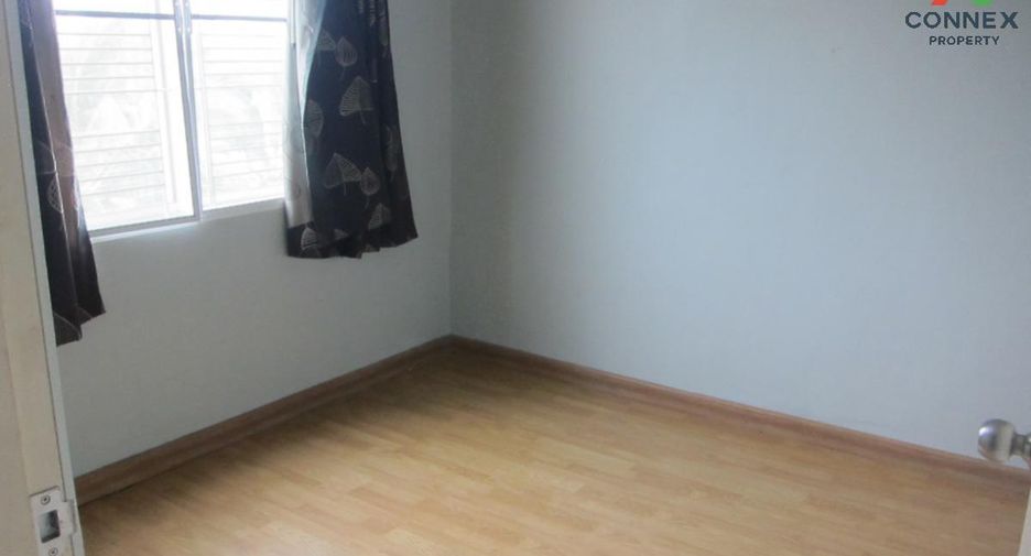 For sale 3 bed townhouse in Pak Kret, Nonthaburi