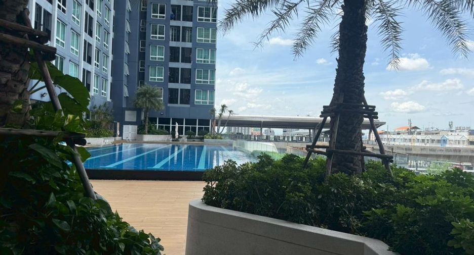 For sale 2 bedrooms condo in Mueang Samut Prakan, Samut Prakan