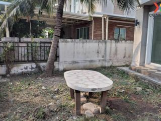 For sale 3 bed townhouse in Mueang Samut Sakhon, Samut Sakhon