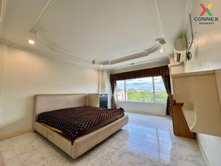 For sale 5 Beds townhouse in Phutthamonthon, Nakhon Pathom