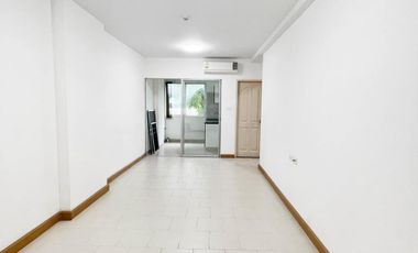 For sale 1 Beds condo in Huai Khwang, Bangkok