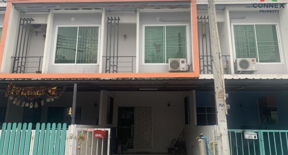 For sale 3 bed townhouse in Pluak Daeng, Rayong