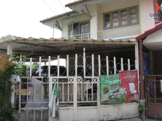 For sale 3 bed townhouse in Thanyaburi, Pathum Thani