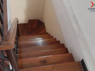 For sale 3 bed townhouse in Lam Luk Ka, Pathum Thani