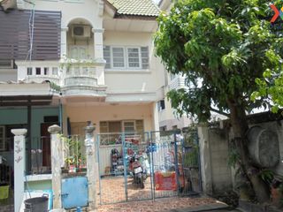 For sale 3 bed townhouse in Lam Luk Ka, Pathum Thani