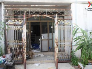 For sale 6 Beds townhouse in Lam Luk Ka, Pathum Thani