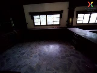 For sale 7 Beds house in Kumphawapi, Udon Thani