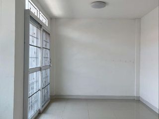 For sale 3 bed townhouse in Phan Thong, Chonburi
