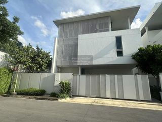 For rent 4 bedrooms house in Bueng Kum, Bangkok