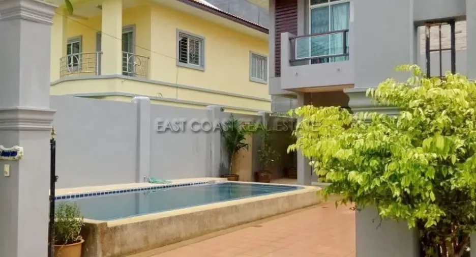 For sale 4 bedrooms house in Bang Lamung, Chonburi