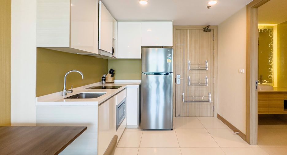 For sale 1 bed condo in Bang Lamung, Chonburi