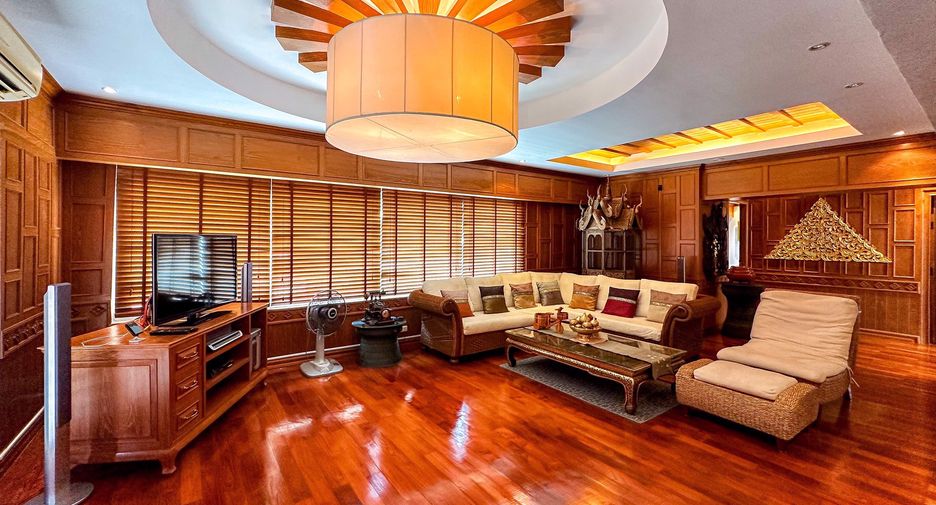 For sale 2 bedrooms condo in Bang Lamung, Chonburi
