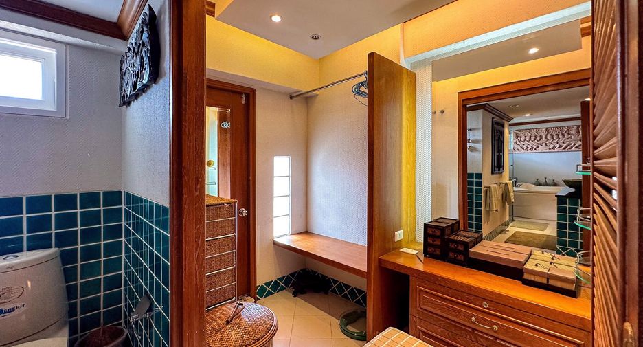 For sale 2 bedrooms condo in Bang Lamung, Chonburi