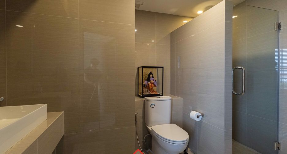 For sale 1 bed condo in Bang Lamung, Chonburi