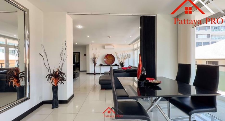 For sale 2 bedrooms condo in Pratumnak, Pattaya