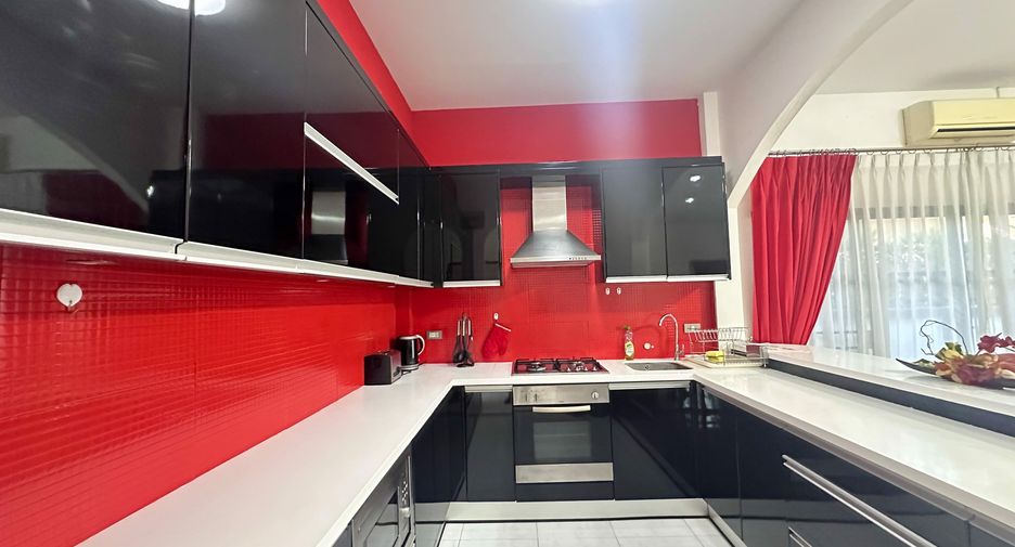 For sale 3 bedrooms house in Bang Lamung, Chonburi