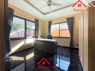 For sale 4 bed house in Bang Lamung, Chonburi
