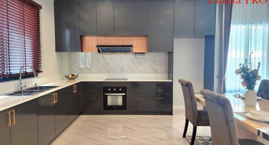 Haus zum Kauf mit 3 Zimmer in Bang Lamung, Chonburi